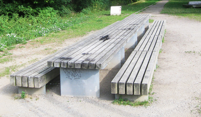 Archigraphus - Tische auf der Hhenpromenade